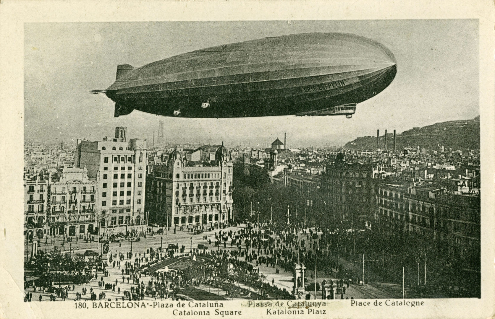 Postal del Graf Zeppelin